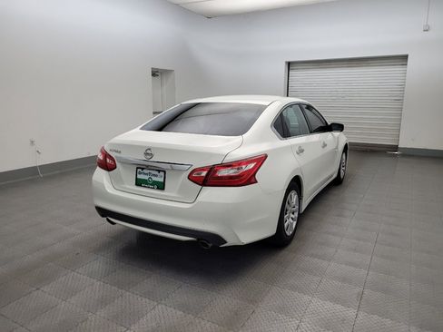 Used 2017 Nissan Altima 2.5 S w/ Power Driver Seat Package FWD image 9