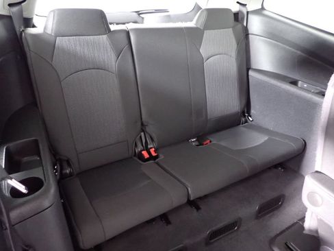 Used 2016 Chevrolet Traverse LT AWD/4WD image 37