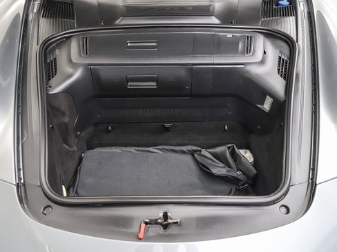 Used 2006 Porsche 911 Carrera S RWD image 40