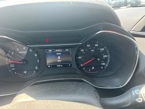Used 2023 Chevrolet TrailBlazer ACTIV w/ Convenience Package FWD image 2