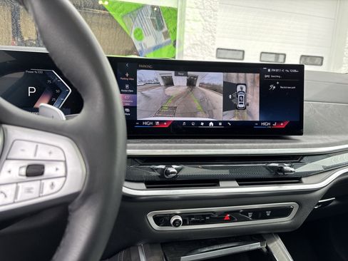 Used 2026 BMW X7 xDrive40i image 31