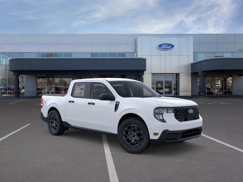 New 2025 Ford Maverick XLT w/ 4K Tow Package AWD/4WD image 7