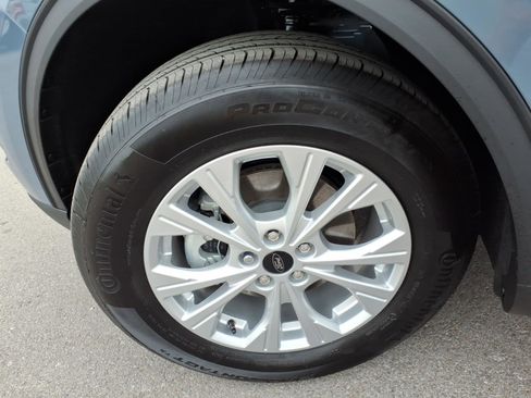 Used 2026 Ford Escape Active w/ Cold Weather Package AWD/4WD image 9