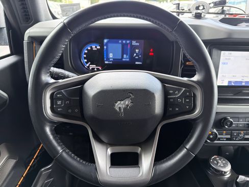 Used 2023 Ford Bronco Badlands AWD/4WD image 18