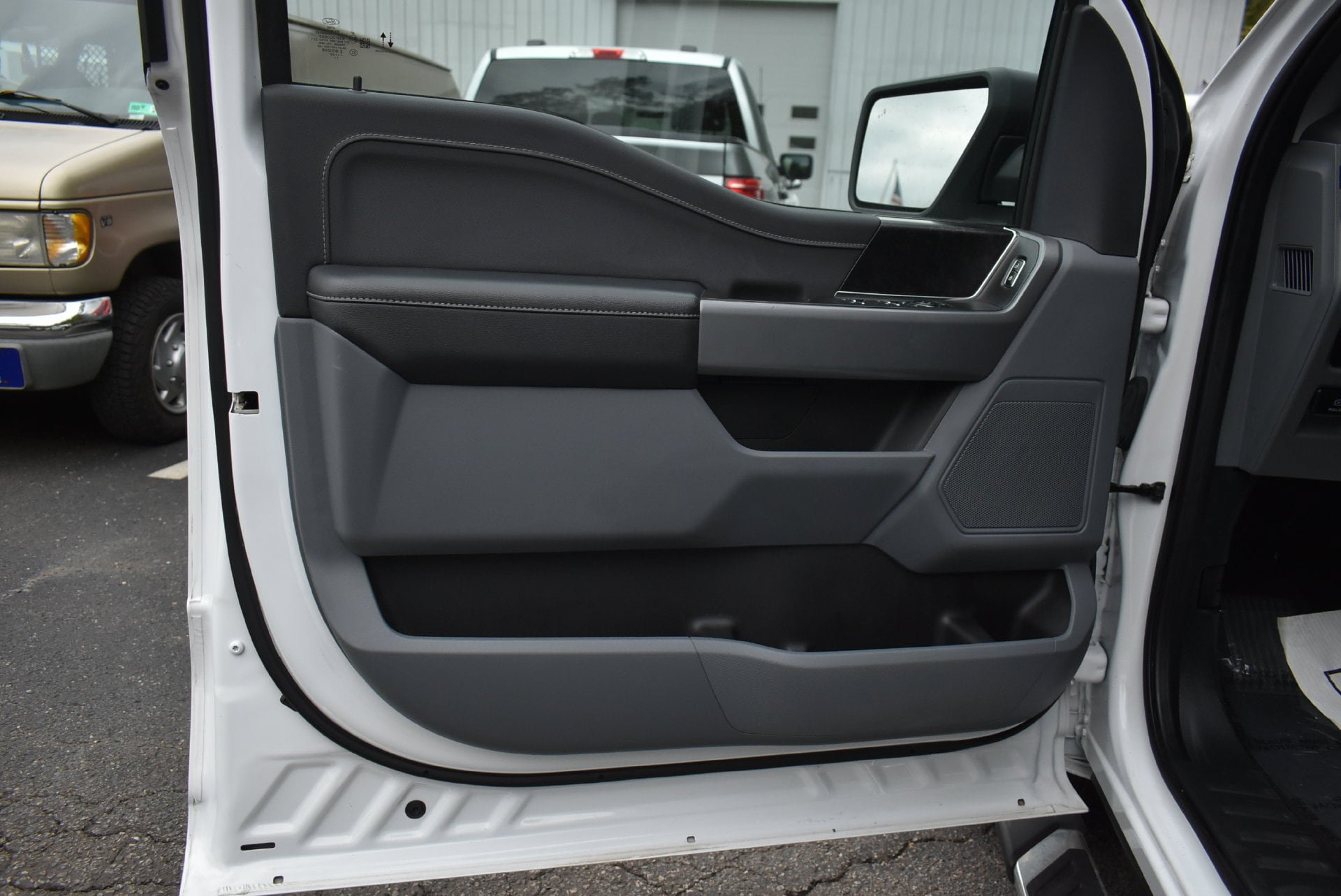 Used 2023 Ford F150 XLT w/ Equipment Group 301A Mid AWD/4WD image 10
