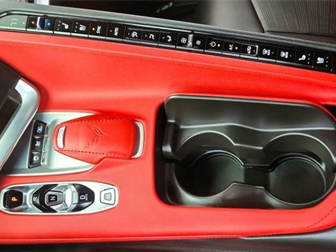 Used 2021 Chevrolet Corvette Stingray Preferred Cpe w/ Z51 Performance Package image 42