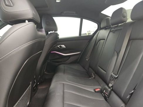 Used 2023 BMW 330i Sedan w/ M Sport Package image 10