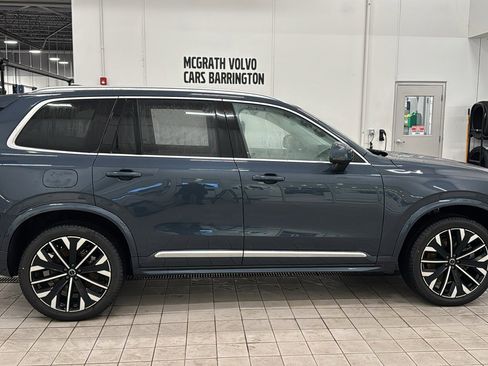 New 2026 Volvo XC90 T8 Ultra w/ Protection Package Premier image 4