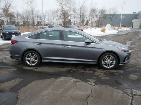 Used 2018 Hyundai Sonata Limited w/ Ultimate Package 07 image 4