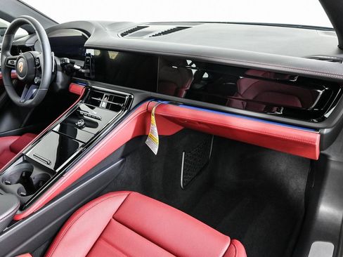 New 2025 Porsche Panamera RWD image 25