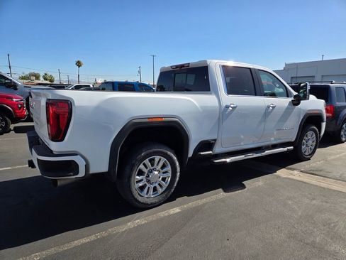 Used 2021 GMC Sierra 2500 Denali w/ Denali Ultimate Package AWD/4WD image 2