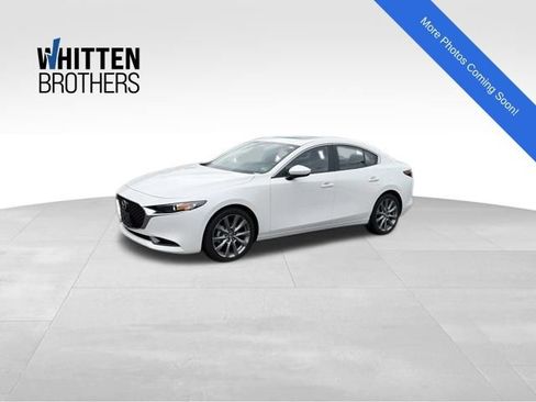 Used 2025 MAZDA MAZDA3 s FWD image 1