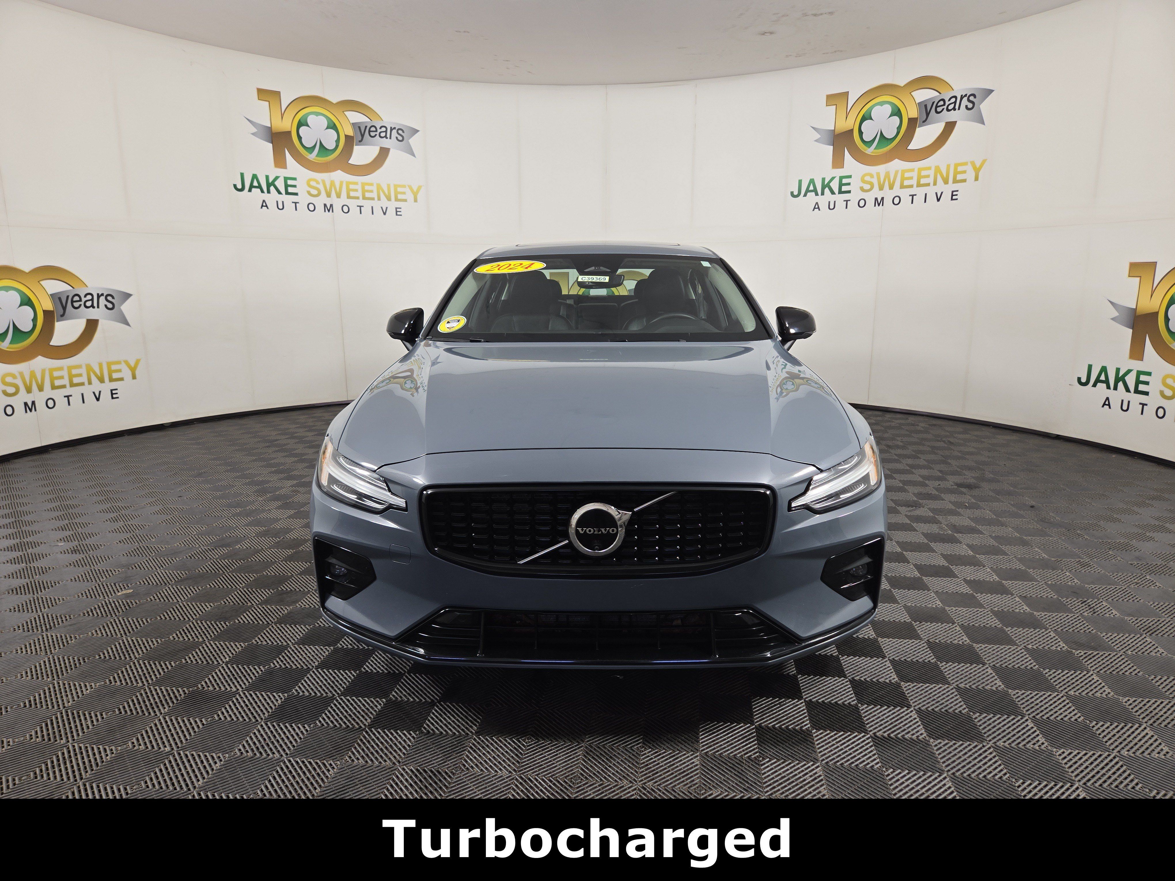Used 2024 Volvo S60 B5 Plus AWD/4WD image 3