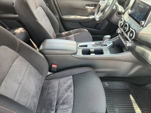 Used 2024 Nissan Sentra SR FWD image 13