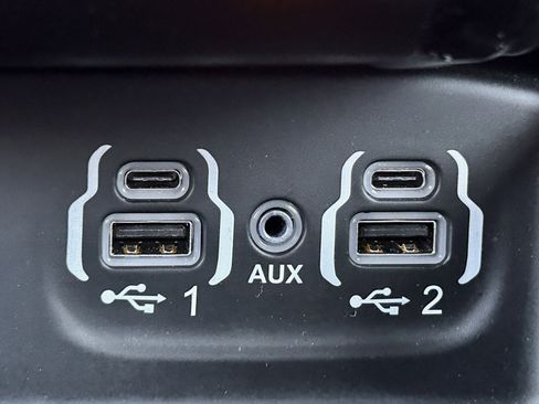 Certified 2022 RAM 1500 Limited image 38