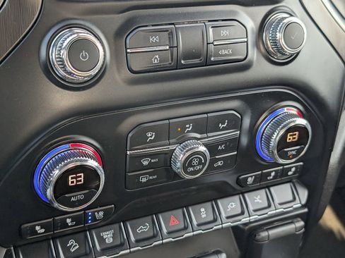 Used 2022 GMC Sierra 3500 AT4 w/ Gooseneck/5TH Wheel Package image 21