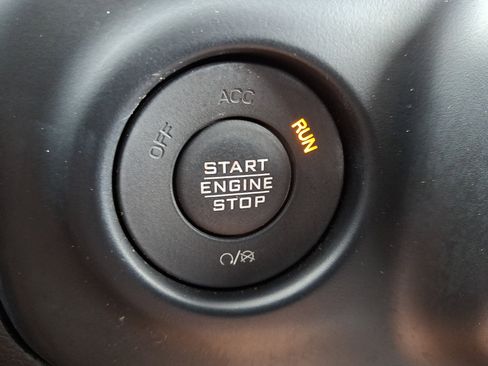 Used 2022 Jeep Wrangler Unlimited Sport AWD/4WD image 22