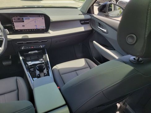 New 2026 Audi Q3 quattro 2.0T AWD/4WD image 24