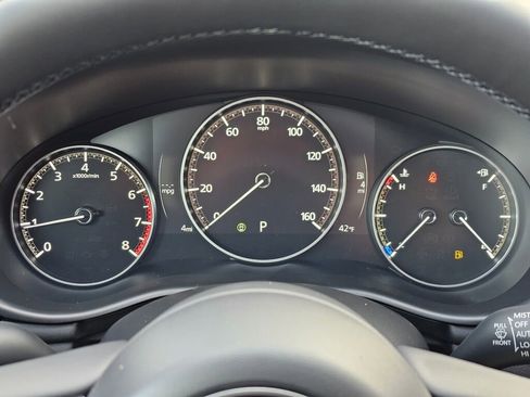 New 2026 MAZDA MAZDA3 Hatchback w/Premium Plus Pkg image 12