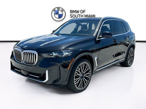 Certified 2024 BMW X5 sDrive40i w/ Parking Assistance Package RWD image 3