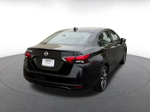 Used 2025 Nissan Versa SV FWD image 11