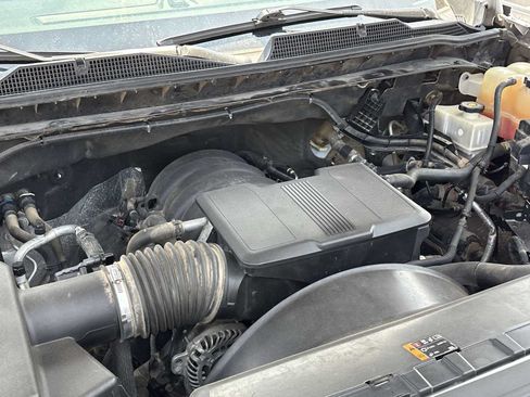 Used 2020 Chevrolet Silverado 2500 LTZ AWD/4WD image 13