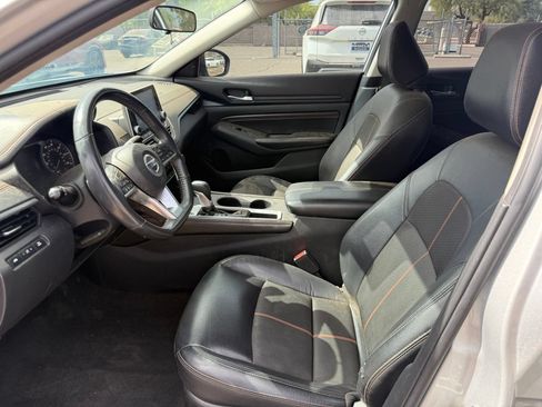 Used 2022 Nissan Altima 2.5 SR FWD image 10