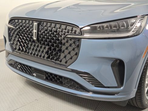 New 2026 Lincoln Aviator 2WD w/ Jet Appearance Package image 10