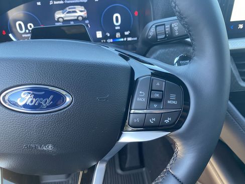 New 2026 Ford Explorer Platinum RWD image 29