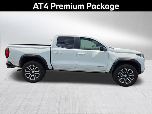 Used 2024 GMC Canyon AT4 w/ AT4 Premium Package AWD/4WD image 5