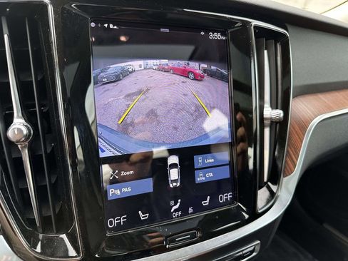 Used 2022 Volvo S60 B5 Inscription image 30