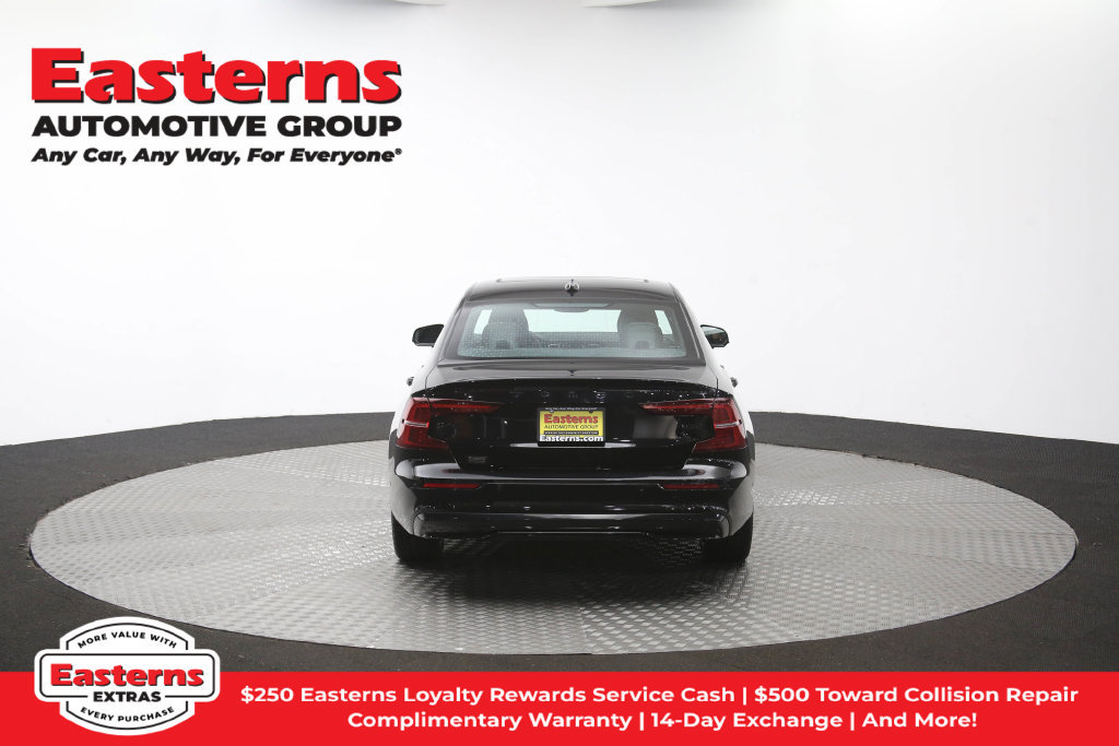 Used 2024 Volvo S60 B5 Plus FWD image 42