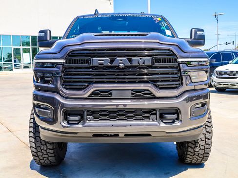 New 2026 RAM 2500 Laramie AWD/4WD image 4