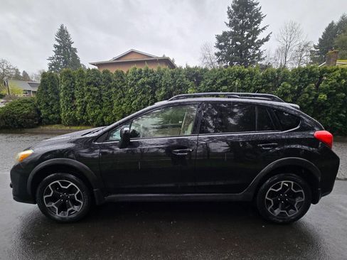 Used 2013 Subaru Crosstrek 2.0i Premium w/ Popular Pkg 2 image 2