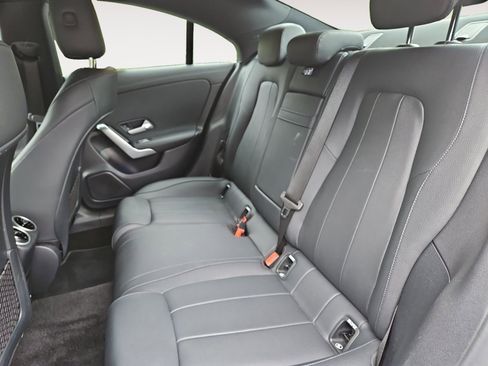 Used 2025 Mercedes-Benz CLA 250 4MATIC image 13