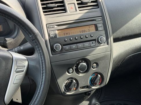 Used 2017 Nissan Versa S Plus FWD image 13