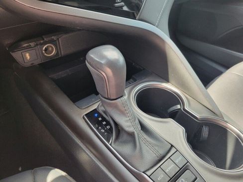 Used 2022 Toyota Camry XSE FWD image 24