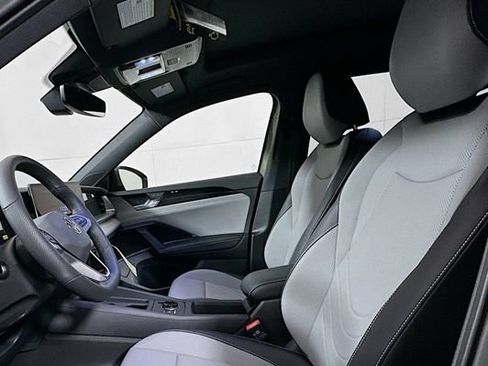 New 2026 Volkswagen Tiguan SE R-Line AWD/4WD image 12