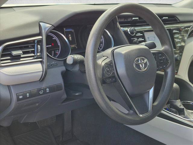 Used 2019 Toyota Camry LE FWD image 3