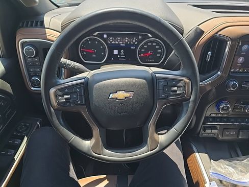 Used 2023 Chevrolet Silverado 3500 High Country AWD/4WD image 21