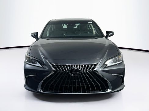 Used 2022 Lexus ES 350 w/ Premium Package image 2