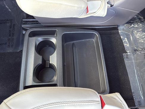 Used 2020 Ford Explorer Platinum w/ Premium Technology Package image 36