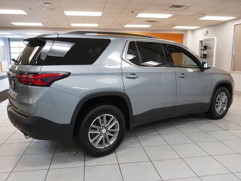 Used 2024 Chevrolet Traverse LT AWD/4WD image 12