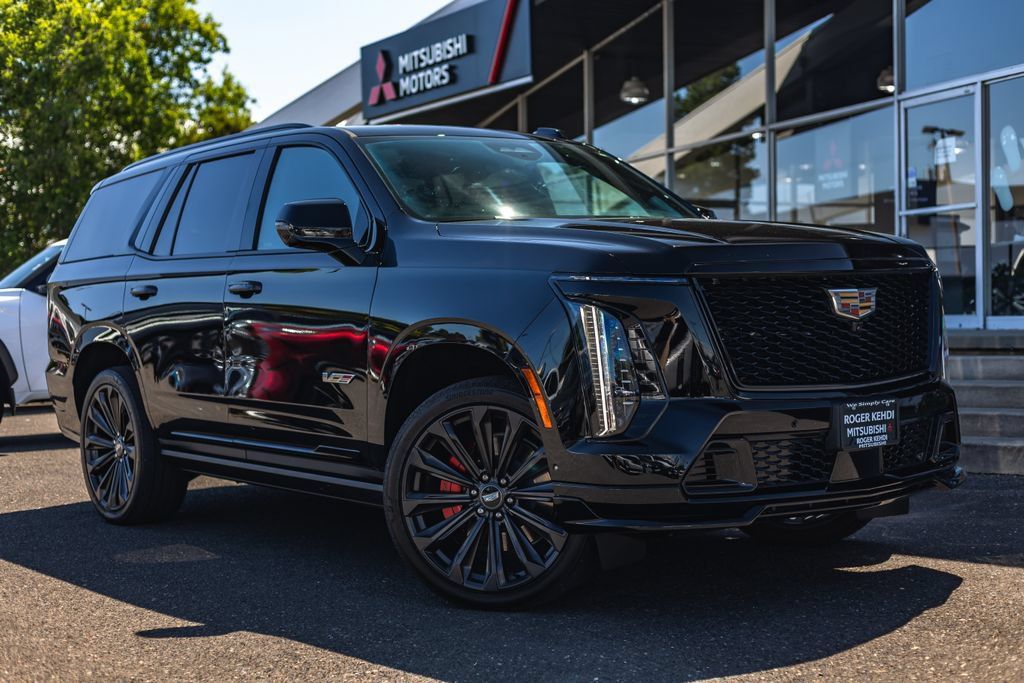 Used 2025 Cadillac Escalade V AWD/4WD image 1
