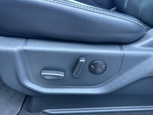 Used 2022 Ford F250 Lariat w/ Lariat Value Package image 14