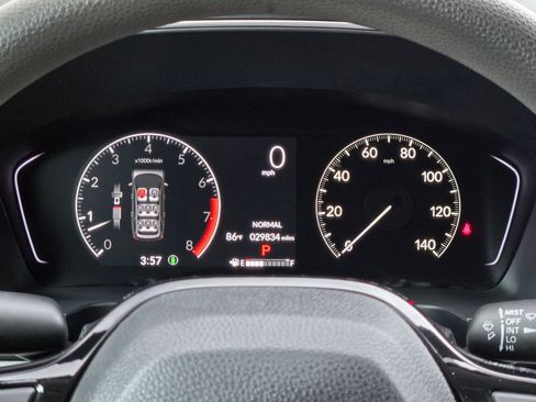 Used 2023 Honda Pilot LX image 24