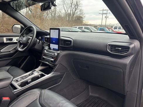 Used 2020 Ford Explorer ST w/ ST Street Pack image 20