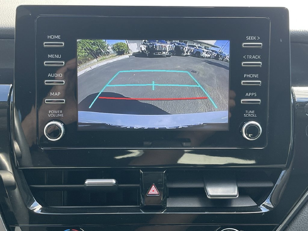 Used 2021 Toyota Camry SE FWD image 14