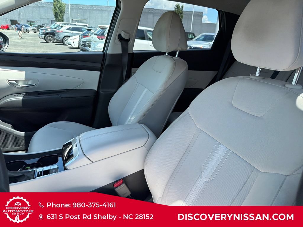 Used 2025 Hyundai Tucson SEL FWD image 12