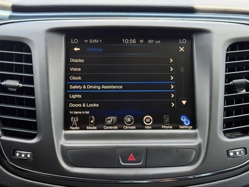 Used 2015 Chrysler 200 S w/ Comfort Group AWD/4WD image 15